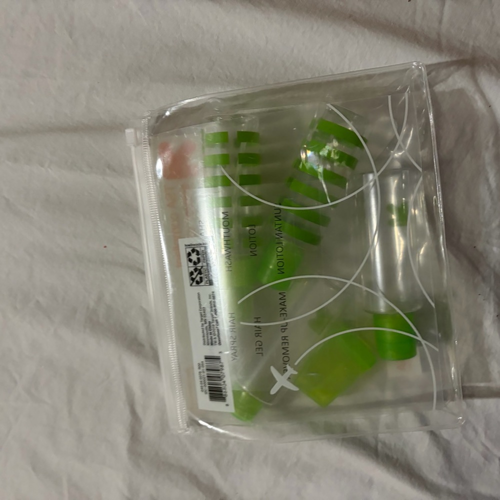 TSA travel container kit NWT